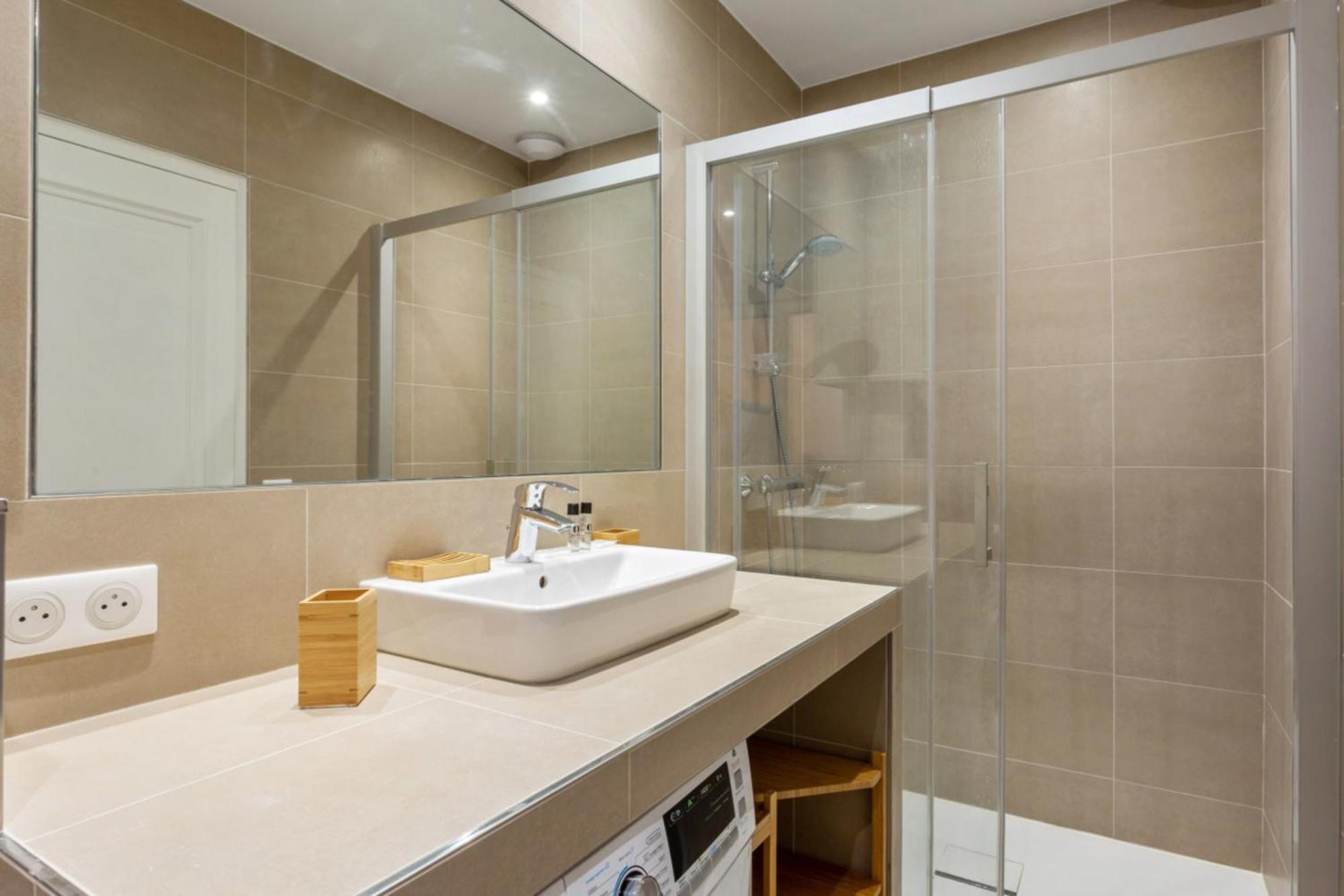 Appartement Du Marche St Honore - Welkeys Paris Dış mekan fotoğraf